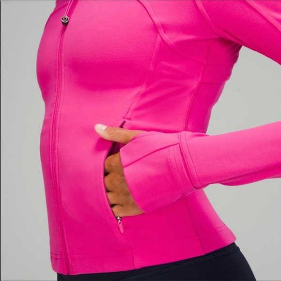 Lululemon Nulu Cropped Define Jacket - Picture 3 of 7